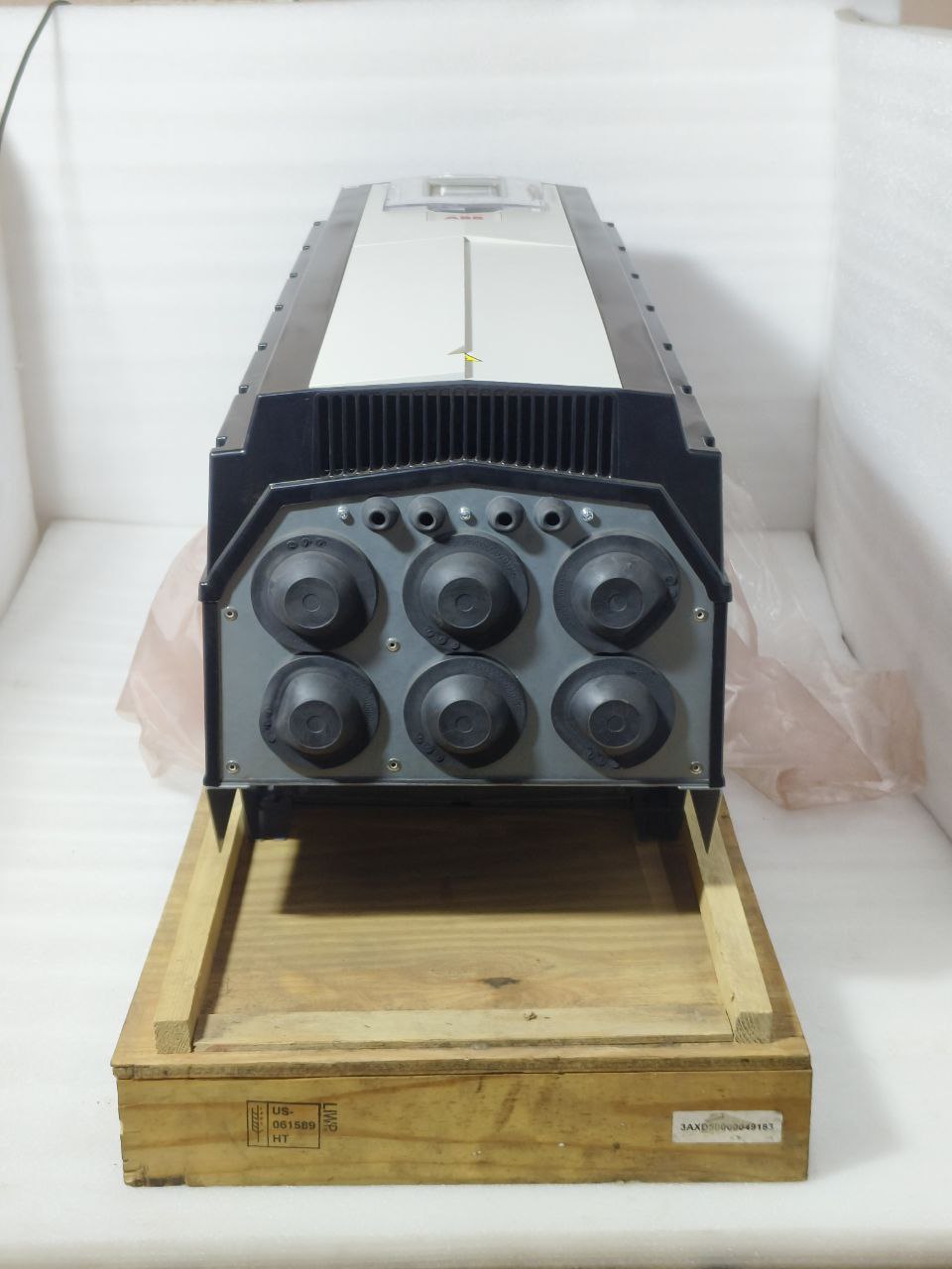 NEW ABB ACS880-01-361A-5+B056 AC DRIVE 200KW 30OHP 380-500V